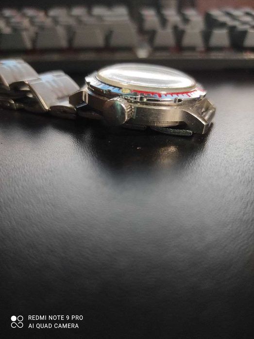 Амфибия КГБ противоударные, водонепроницаемые.