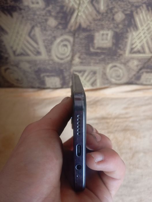 Pova 8 Pro ціна 3000