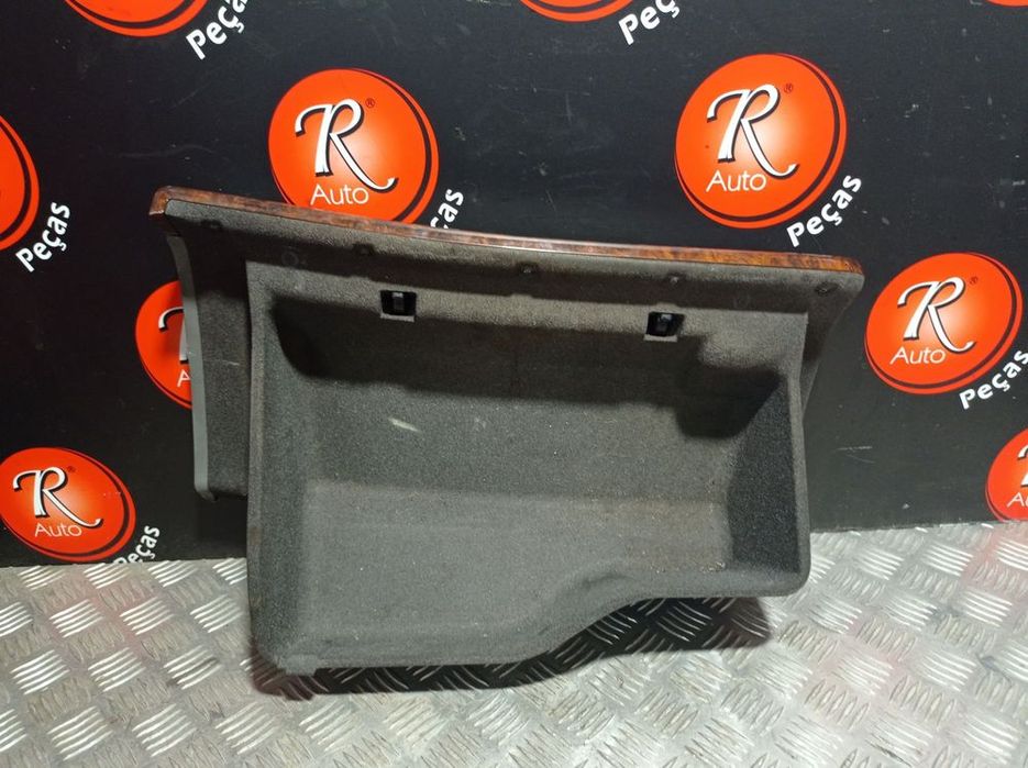 Porta Luvas Peugeot 406 (8B)