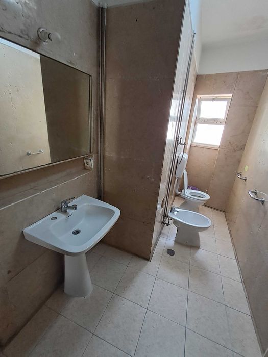 Quartos bons com terraços. Na Graça. Lisboa. Entrada imediata.