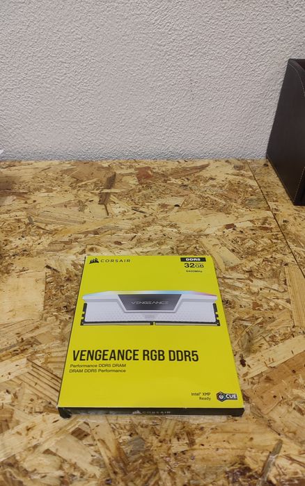 Corsair Vengeance 32GB DDR5 6400MHz RAM RGB