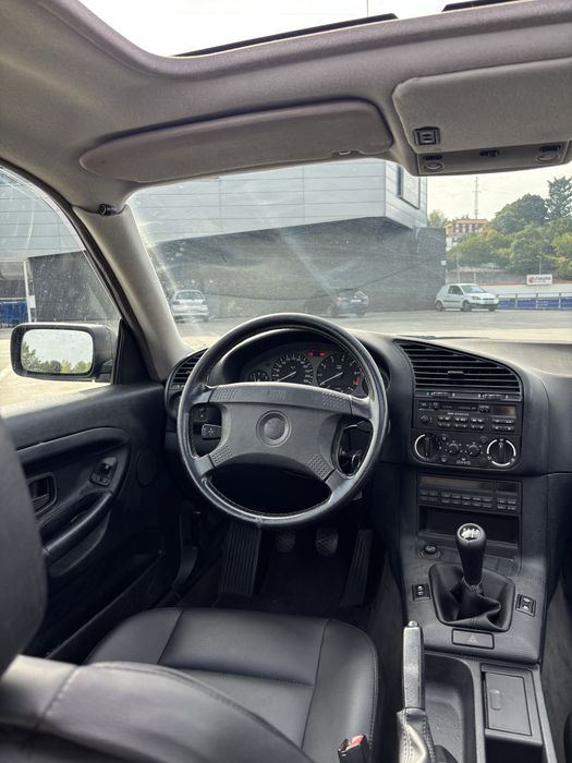 BMW e36 coupe 318is de 1993 - Restauro à chapa - Muito bom estado todo original