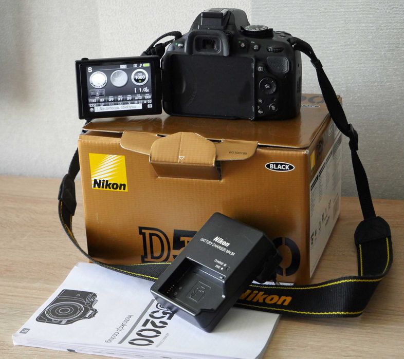 Lustrzanka Nikon D5200 body zadbana, niski przebieg