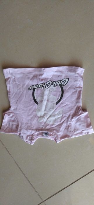 Sweat de menina em rosa 0-1 meses e t-shirt Rosa -3-6 meses e oferta