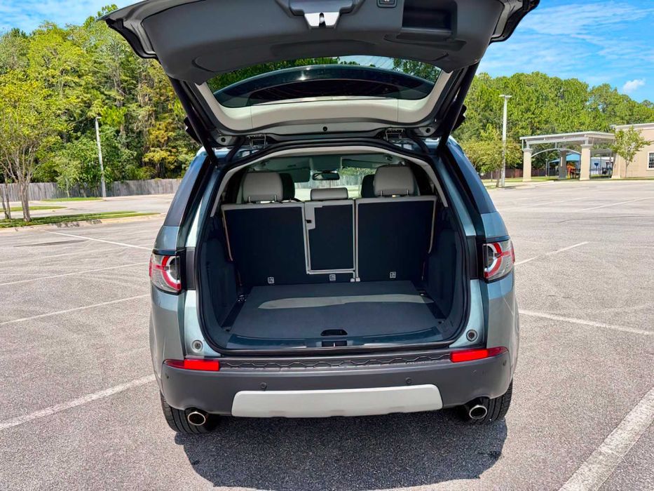 Land Rover Discovery Sport      2016