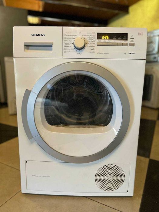 Сушильна машина Siemens IQ300 8кг
