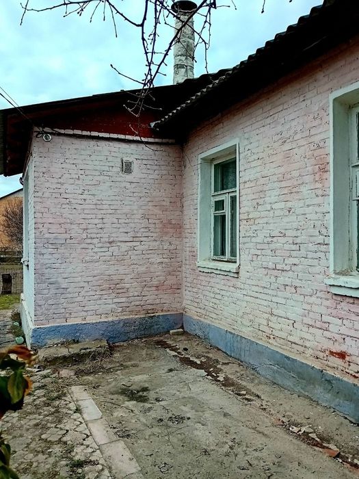 Частина будинку,три кімнати!