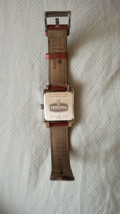 Relógio Festina - em excelente estado.