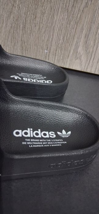 Klapki      Adidas