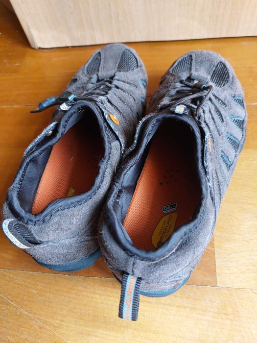 Ténis Rockland 34 Castanhos