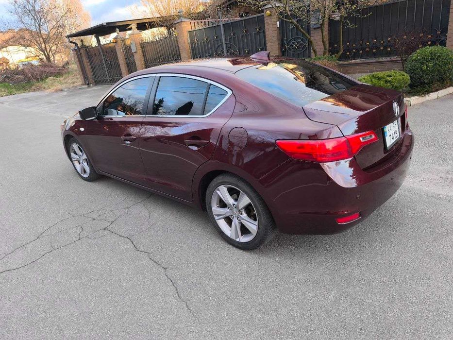 Acura ILX 2012 base