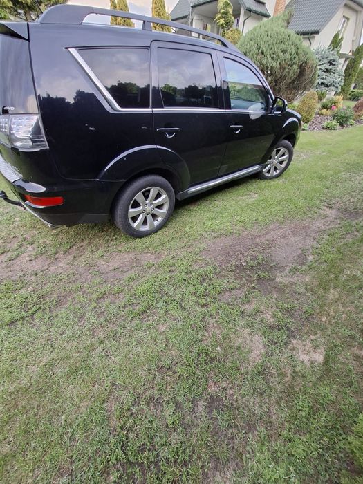 Sprzedam Mitsubishi Outlander SUV