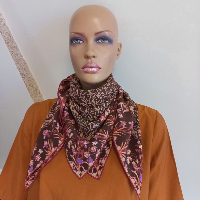 Valentino платок хустка шаль шовк