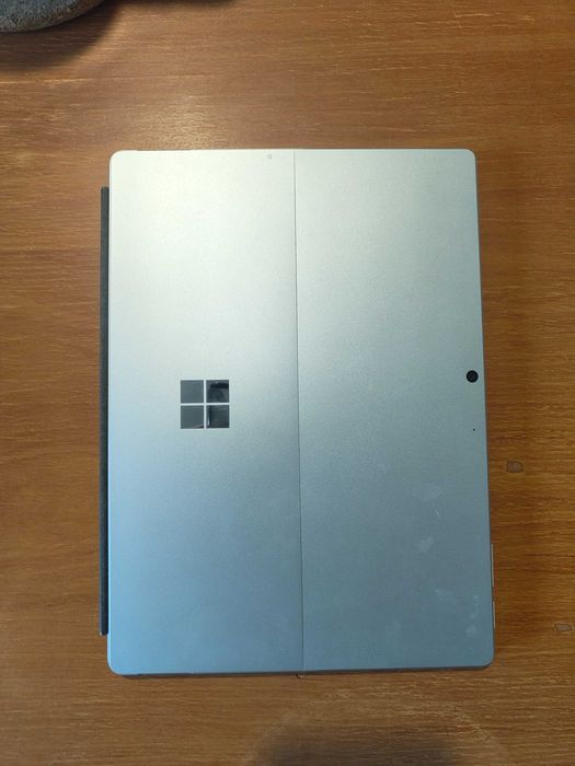 Microsoft Surface Pro 11 Snapdragon X Plus 16gb ram
