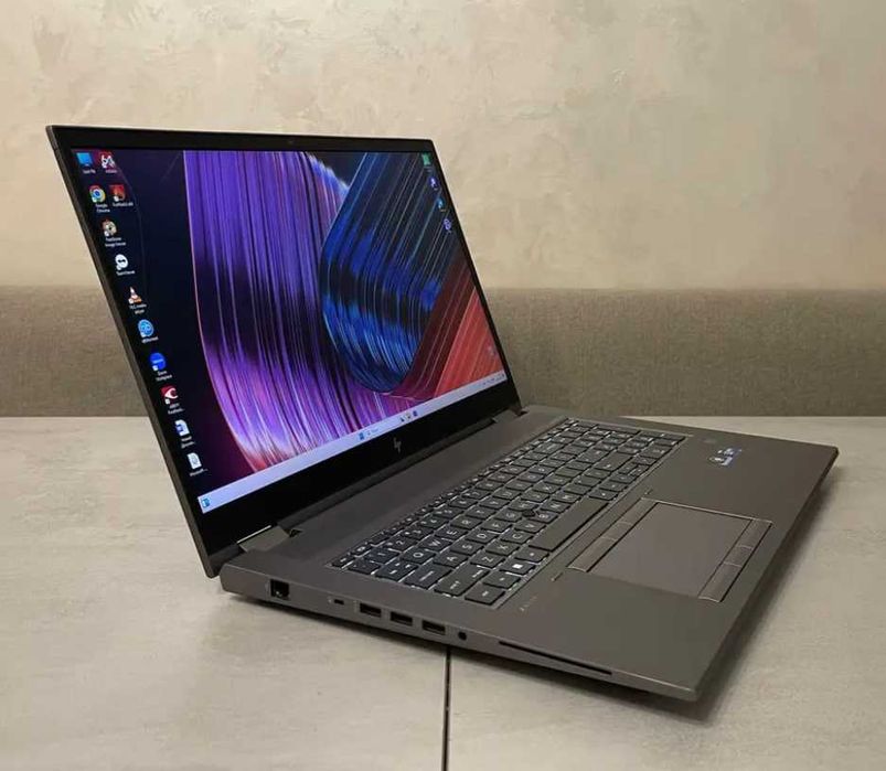 Ноутбук 17.3" HP ZBook Fury 17 G8 (1920x1080) IPS/ Intel Core i7-11850H, 32GB DDR4, 512GB SSD/Nvidia RTX A3000 6GB GDDR6/ Гарантія