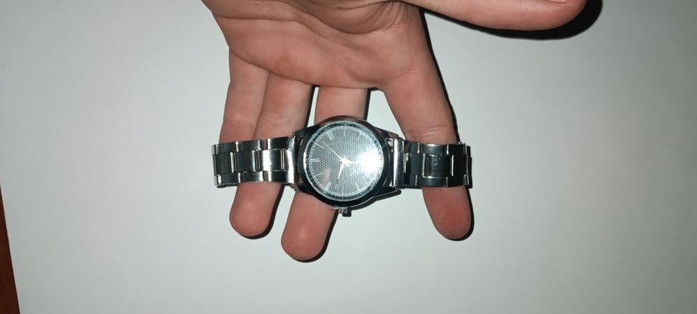 Годинник наручний