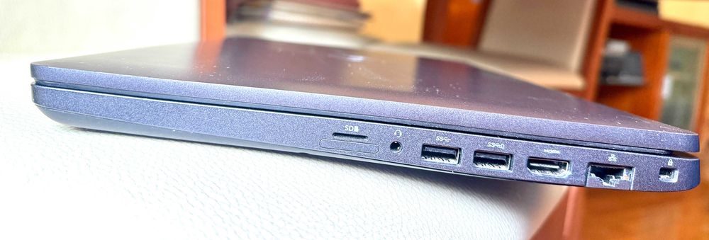 Dell Latitude 5500 15.6"FullHD/i7-8665u Quad Core/16Gb Ram/Ssd 512Gb