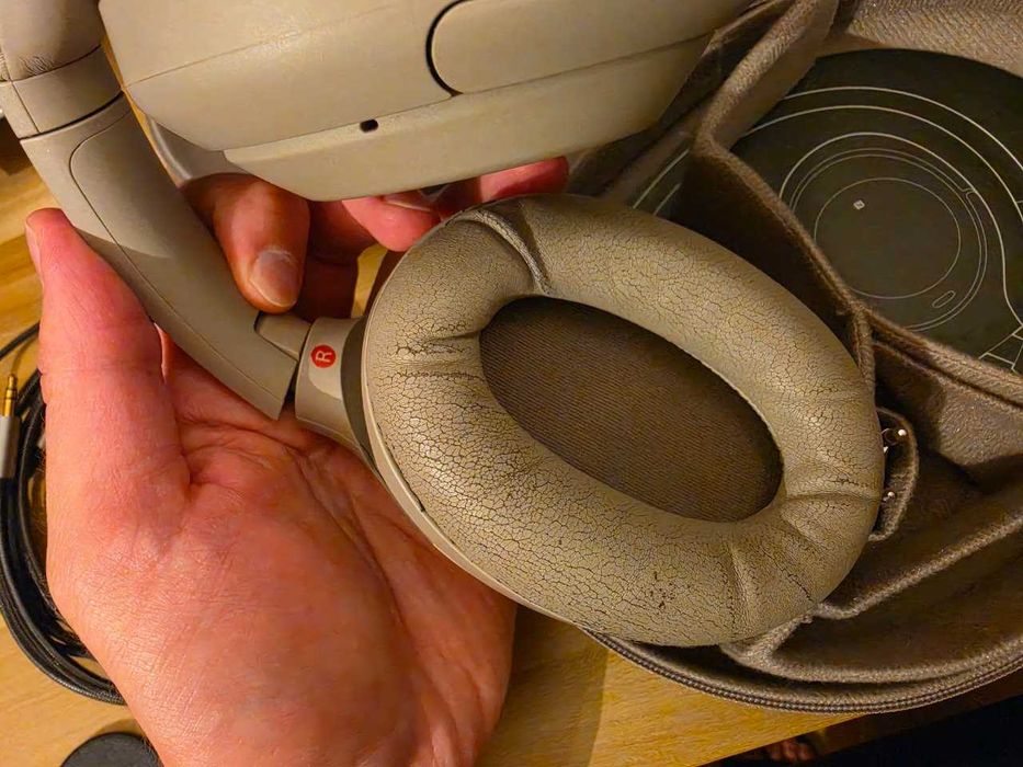 Auscultadores Sony WH-1000XM4