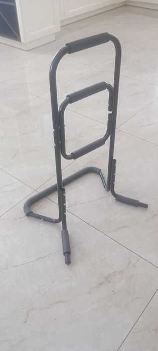 Poręcz, podpórka do wstawania z łózka, fotela lub wc