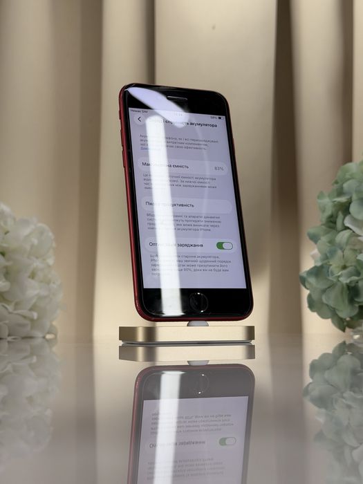 Чудовий iPhone SE-2020 128GB Product RED (Магазин Гарантія)