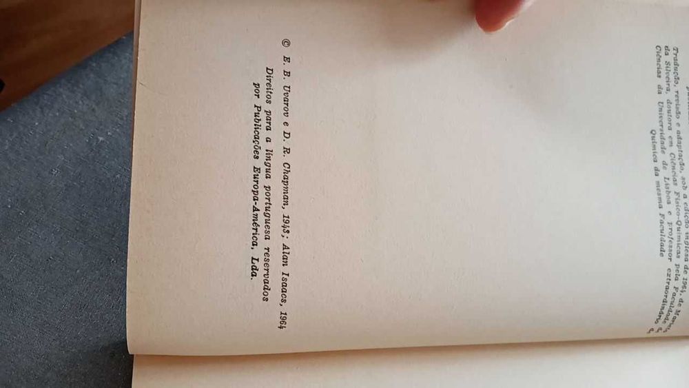 Dicionário de Ciência E.B. Uvarov/Chapman/Isaacs - 1964