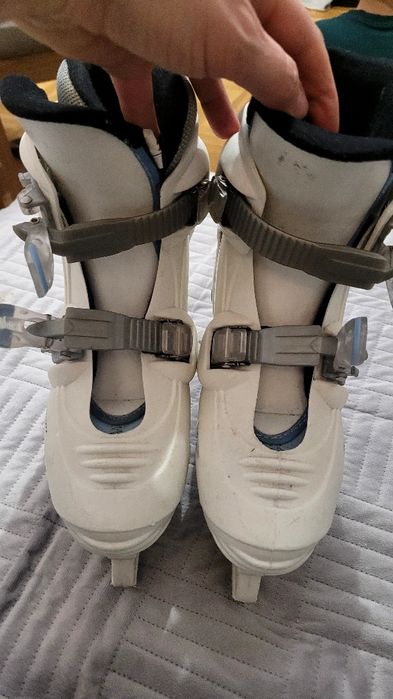 ŁYŻWY Regulowane 32-34