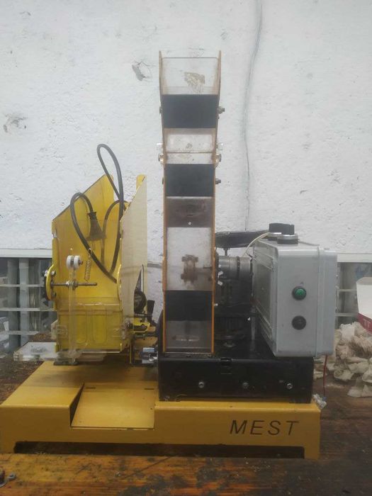 Оборудование, станок для производства табачных изделий, сигарет