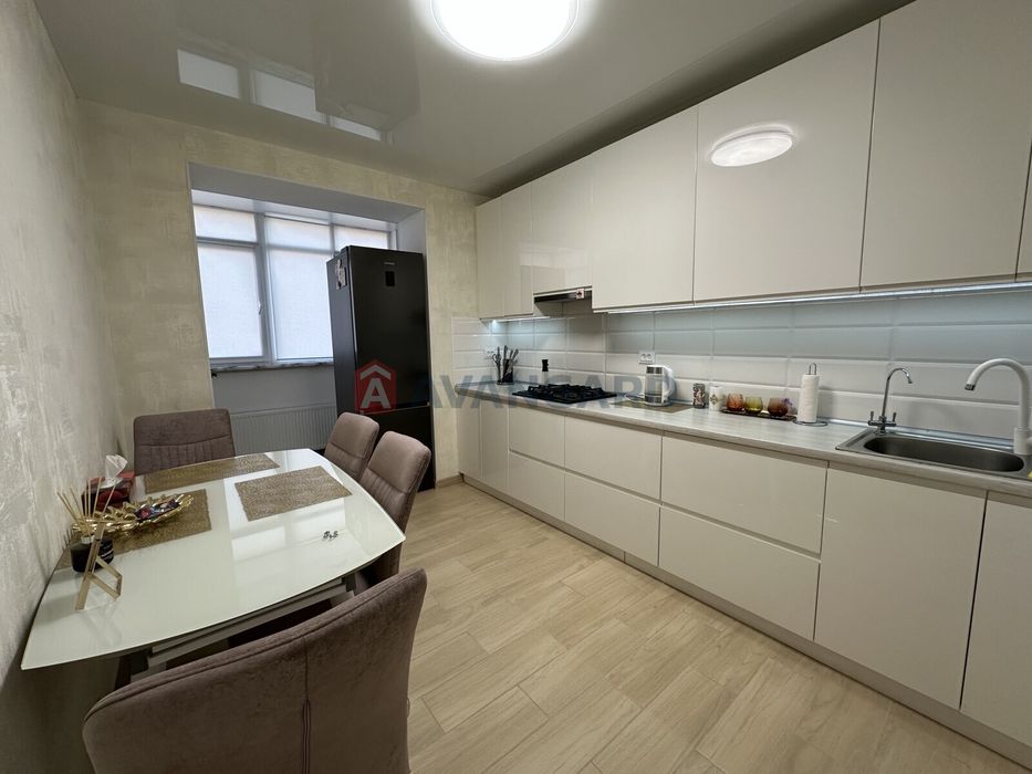 Продам 2х ком.. кв. в ЖК Счастливом