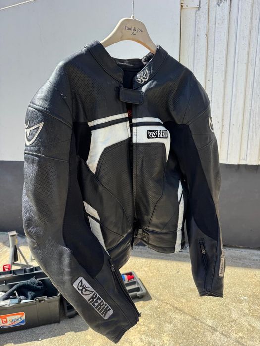 Equipamento completo moto BERIK + GAERNE – pista / desportivo