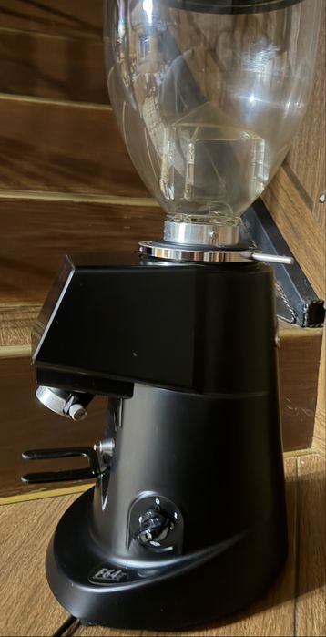 Кавомолка професійна Fiorenzata f64e Італія