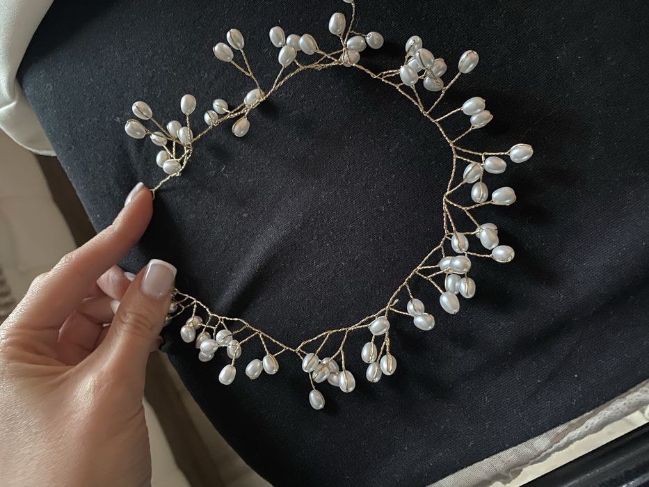 Прикраса для волосся весільна на випуск