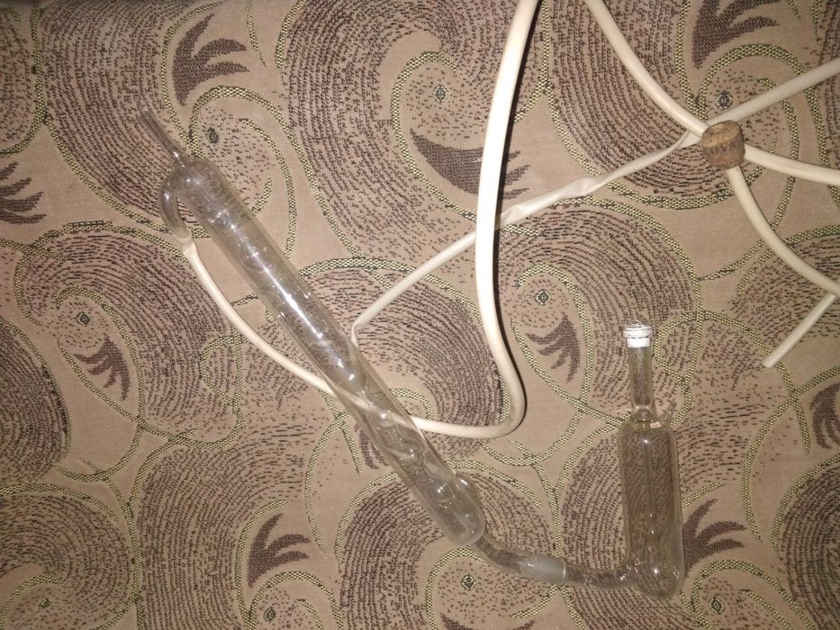 Дистилятор побутовий