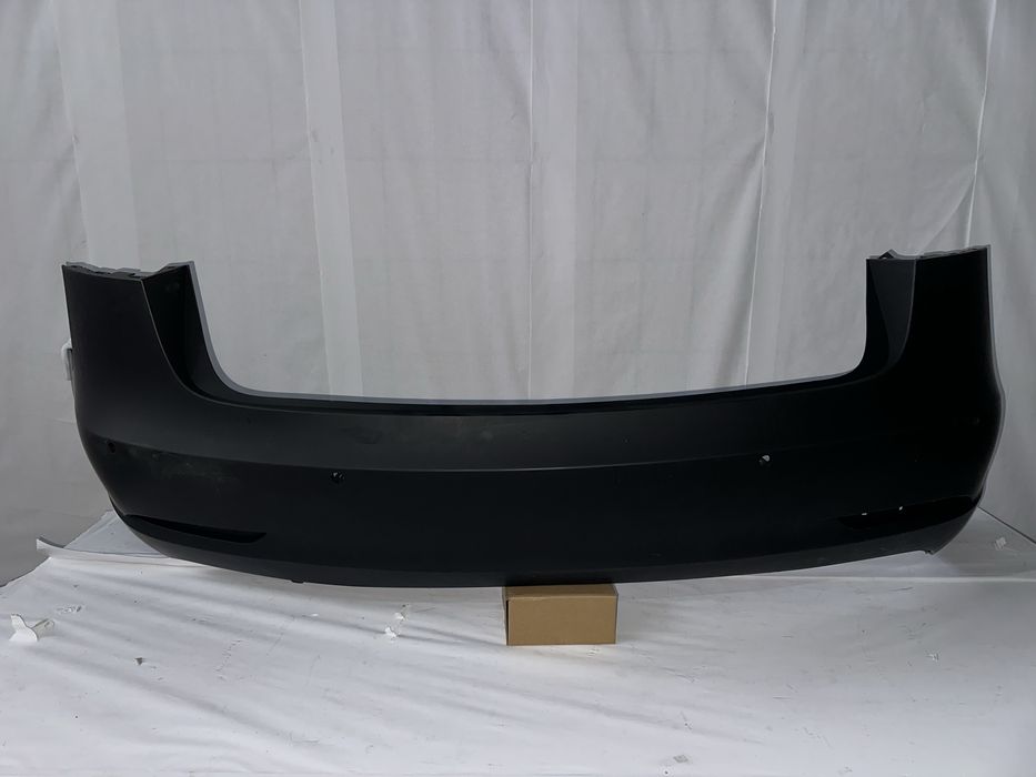 Задній бампер, бампер Tesla Model Y 2020 2021 2022 2023 2024