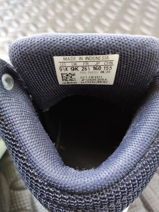 Buty sportowe adidas dla chłopca - za kostkę