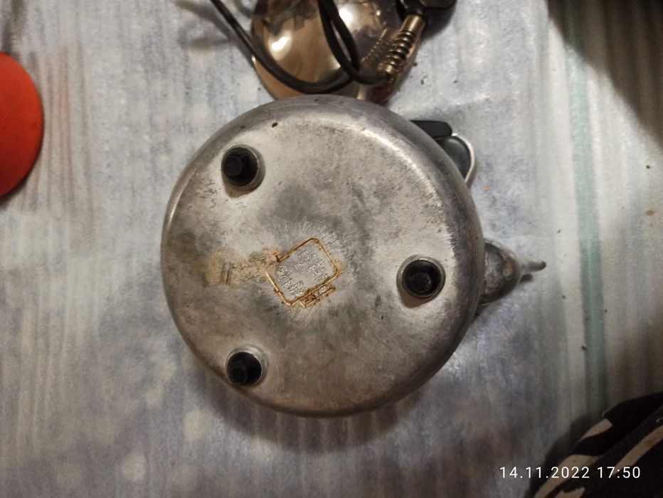 продам электрочайники Opera HD-5001 и SCARLETT SC-EK21S20 и ссср