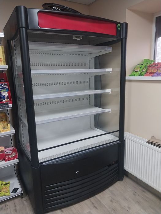 Холодильна вітрина відкритого типу (горка), робоча для магазину, кафе.