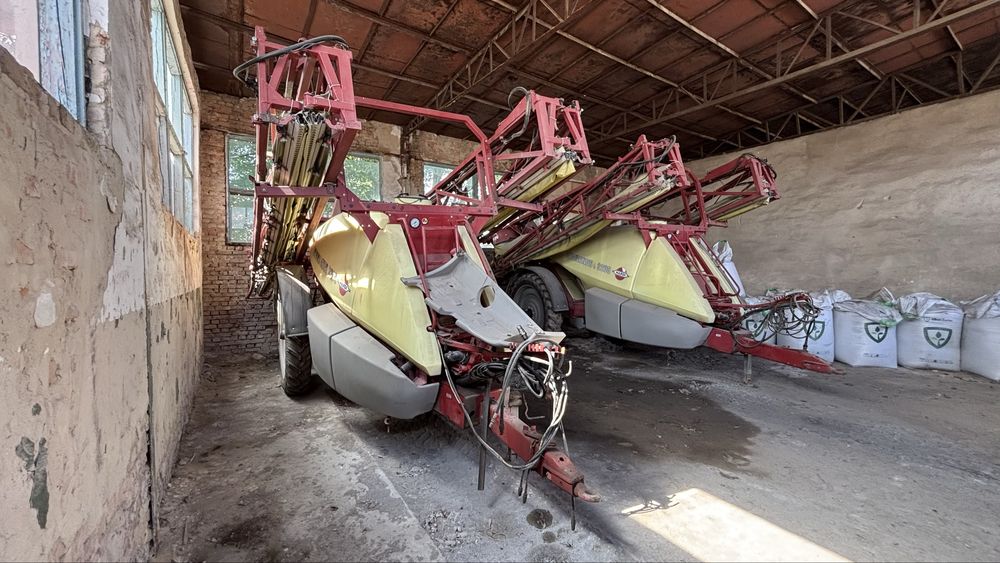 Оприскувач HARDI 3200