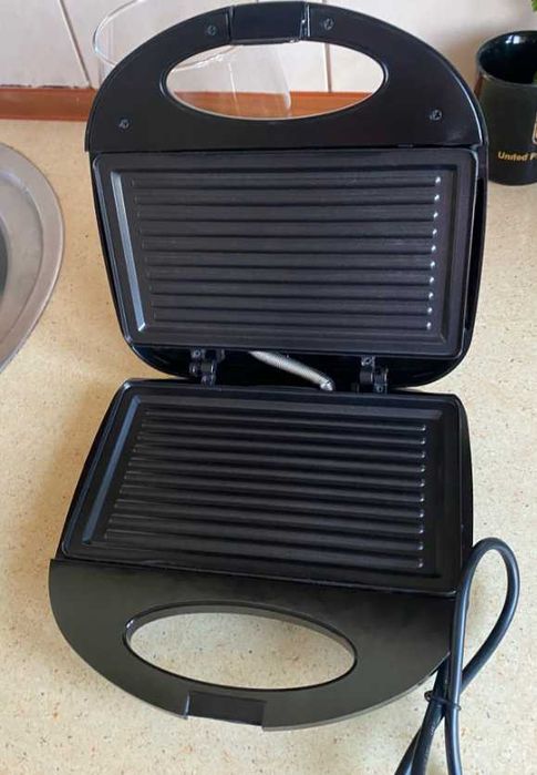 Opiekacz toster grill do kanapek i mięsa 3w1 nieprzywierający