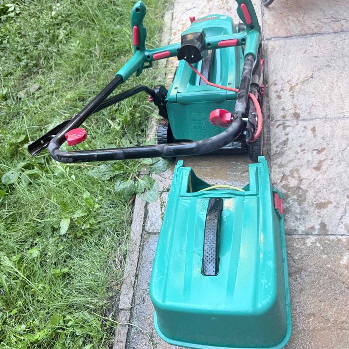 Kosiarka elektryczna Bosch UniversalRotak 34-405