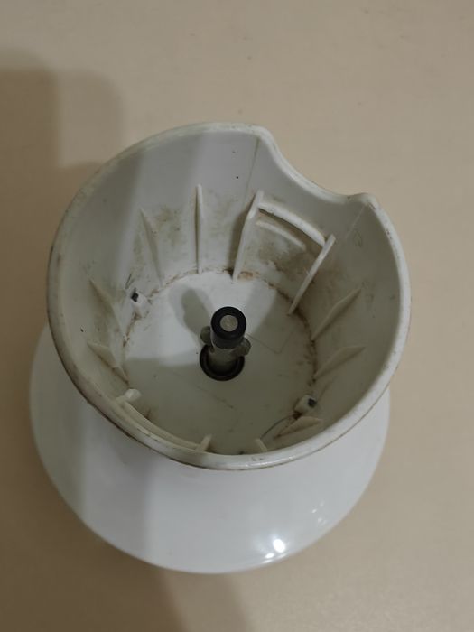Редуктор, кришка до блендера Hr1320 philips