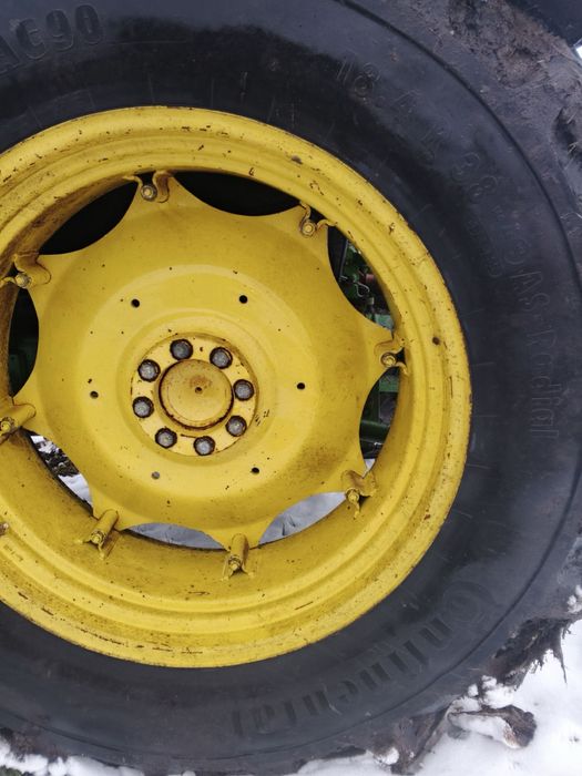 Трактор John Deere 3140 свіжопривезений 6000 год