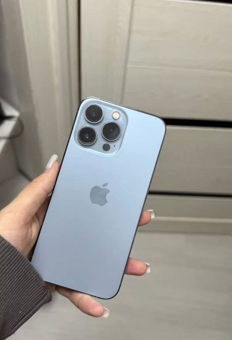 Продам iPhone 13  pro 256