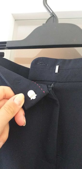 eleganckie garniturowe granatowe spodnie Primark