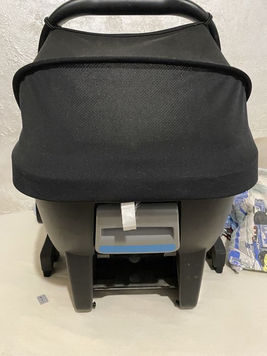 Продам автокресло Recaro
