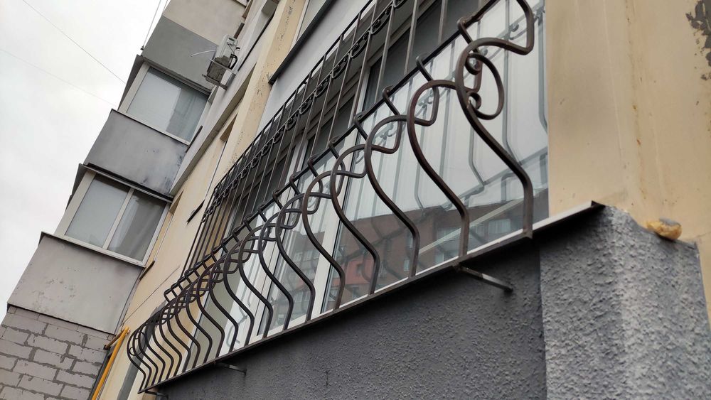 Сталеві Решітки віконні б/у