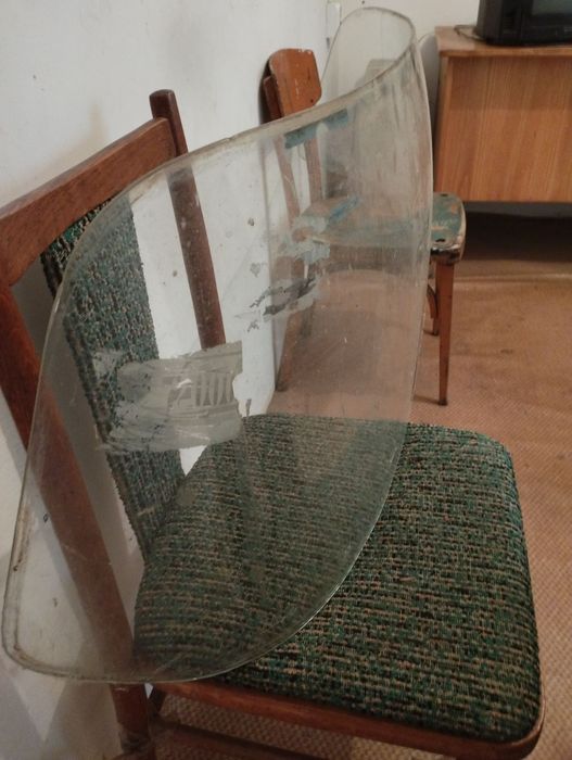 Продам лобове скло