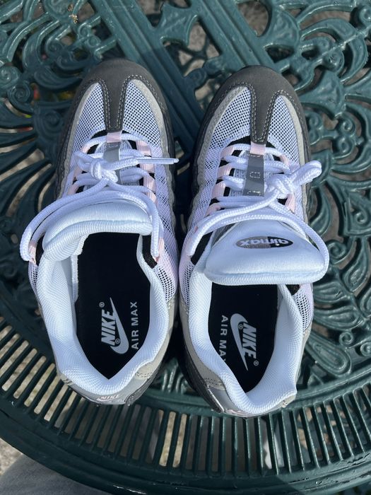 Air Max 95 - Novas e nunca usadas