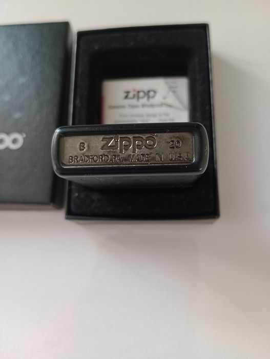 Zapalniczka benzynowa Zippo