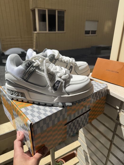 Louis vuiton trainer cinza