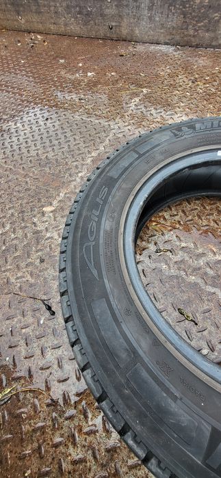 2 Pneus Michelin cargo
